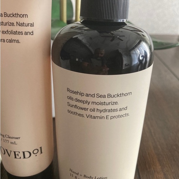 Loved01 4 Pcs Oil & Lotion Set - Picture 6 of 14